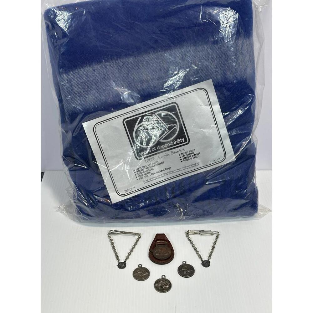 Pratt Whitney 60 Year Promo Blanket 1985 1 Keychain Fob 2 Tie Clips 3 Medallions